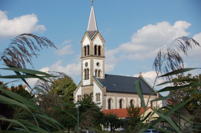 Grossansicht in neuem Fenster: Katholische Kirche